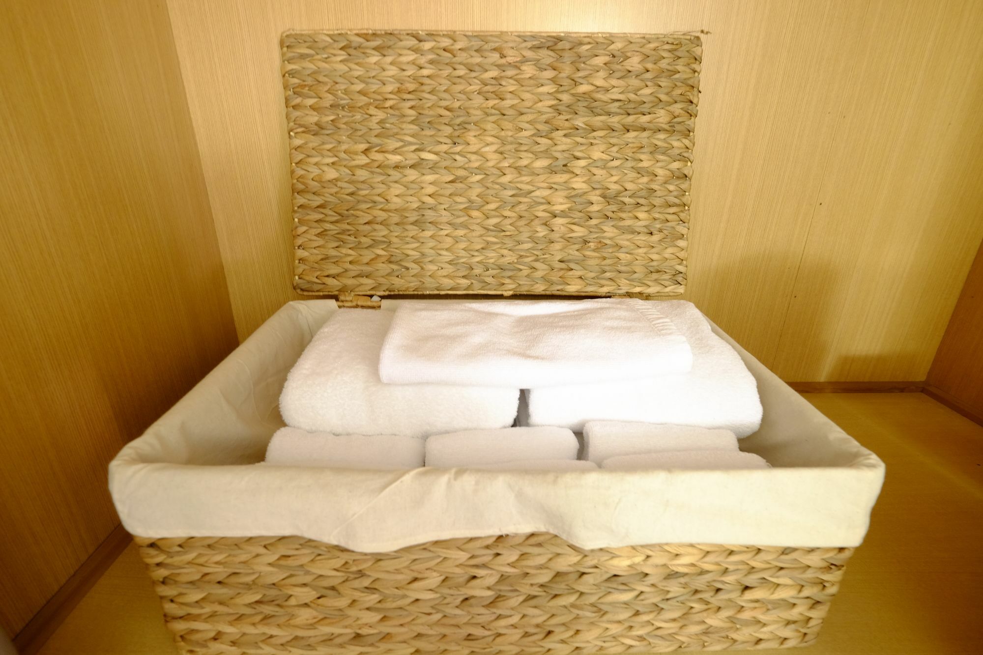 Ookini Hotels Karasuma Gojo Apartment 京都 外观 照片